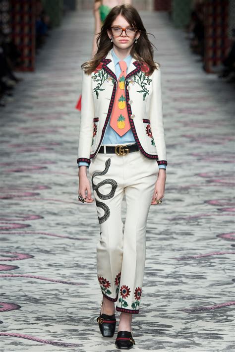 sfilata di moda gucci 2016|gucci fashion show.